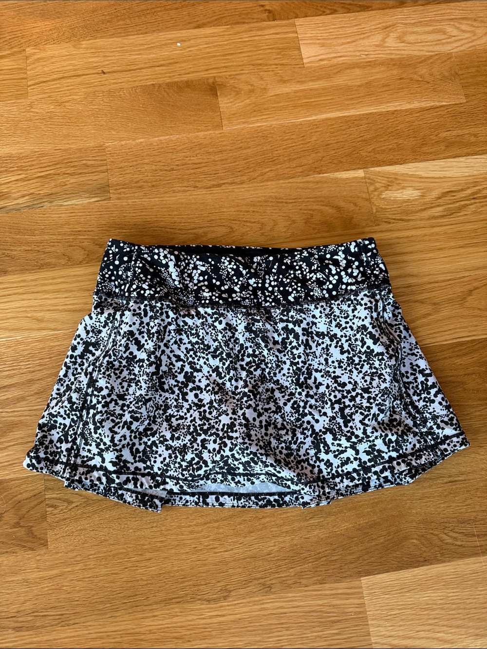lululemon athletica Black and White Speckled Athletic Skirt